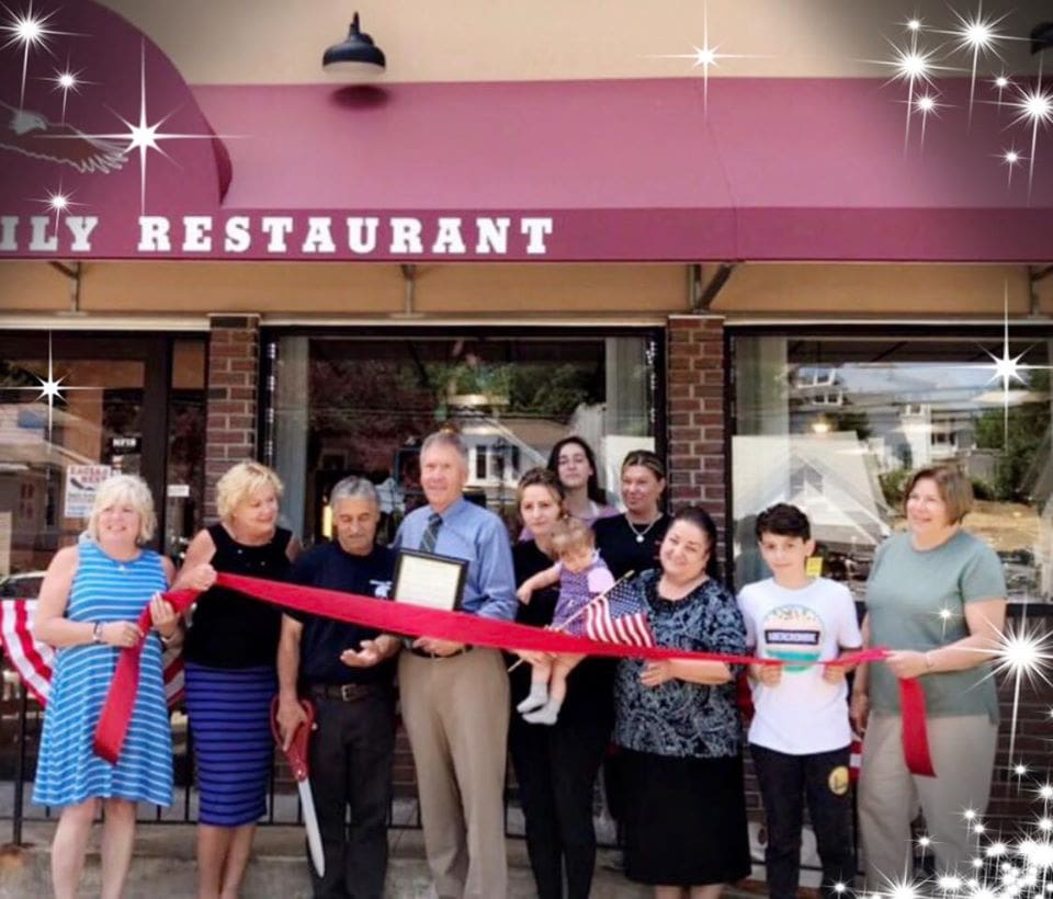 Terryville Connecticut Restaurant: Eagles Nest Family Restaurant