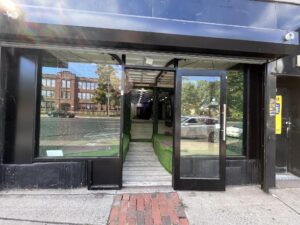 1325 Main Street Hartford. Prime Retail Space for Lease